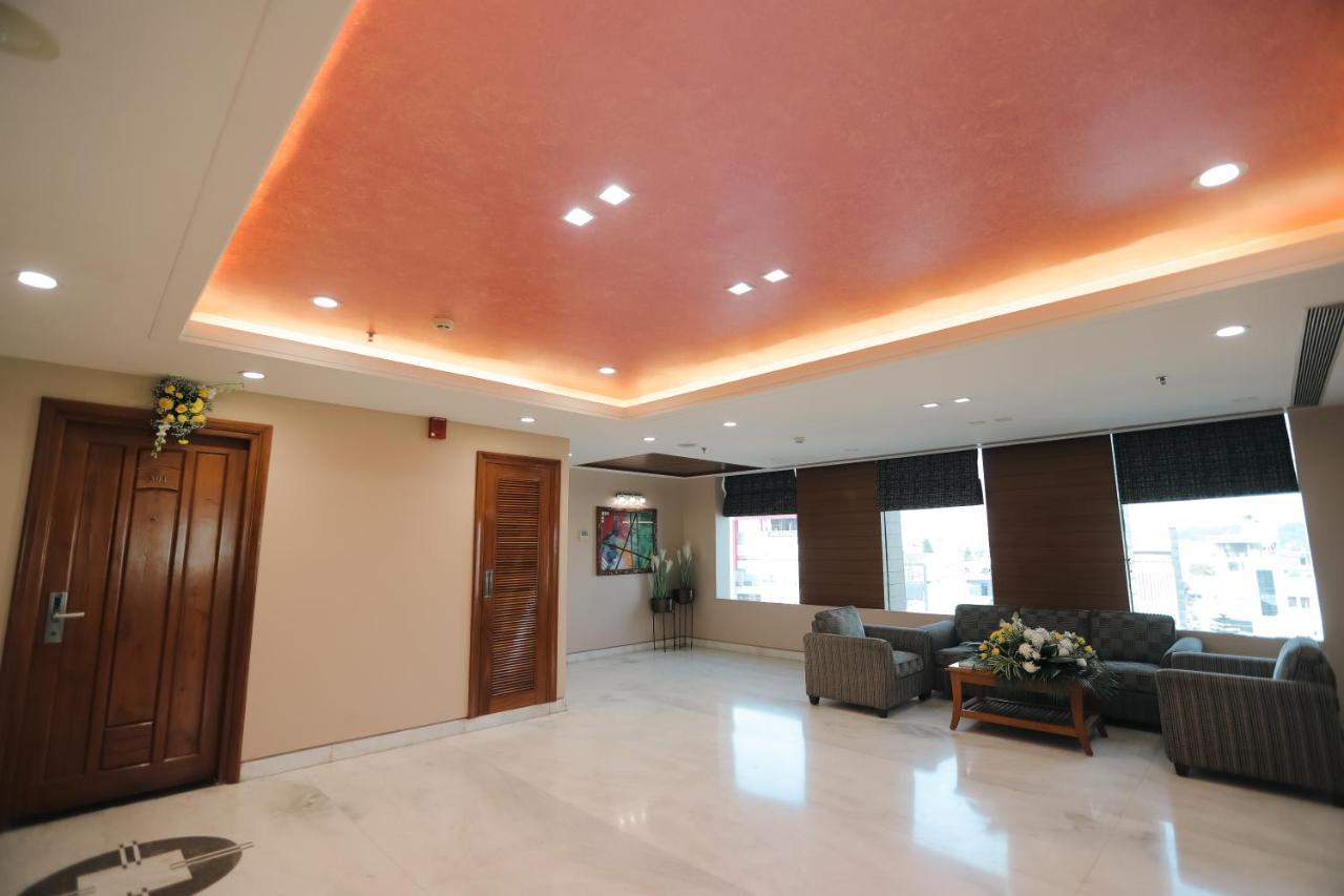 Hotel Saffron Leaf Dehradun Exterior photo