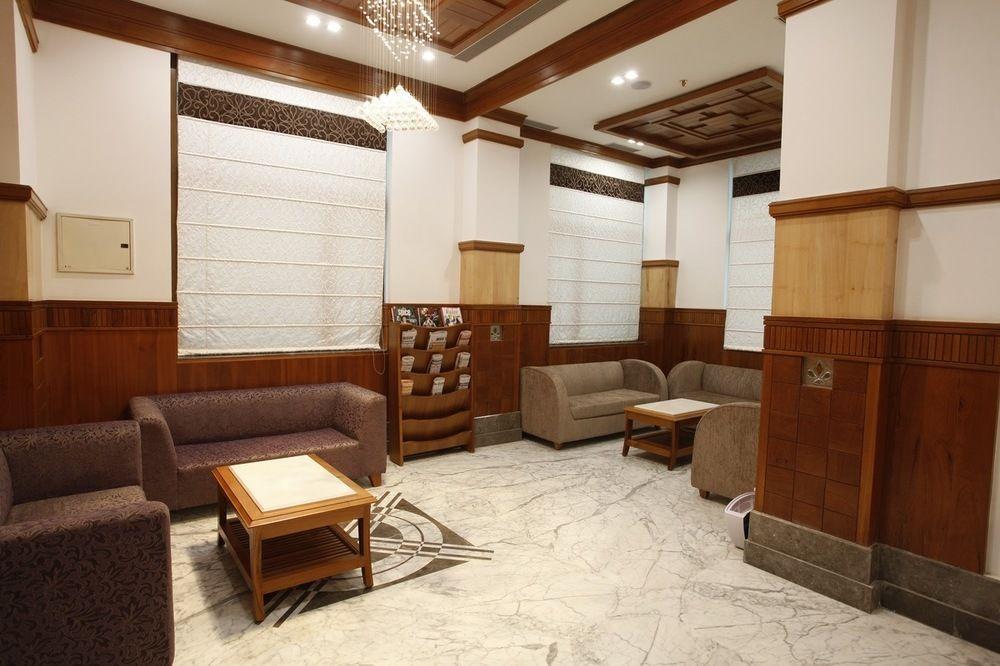 Hotel Saffron Leaf Dehradun Exterior photo